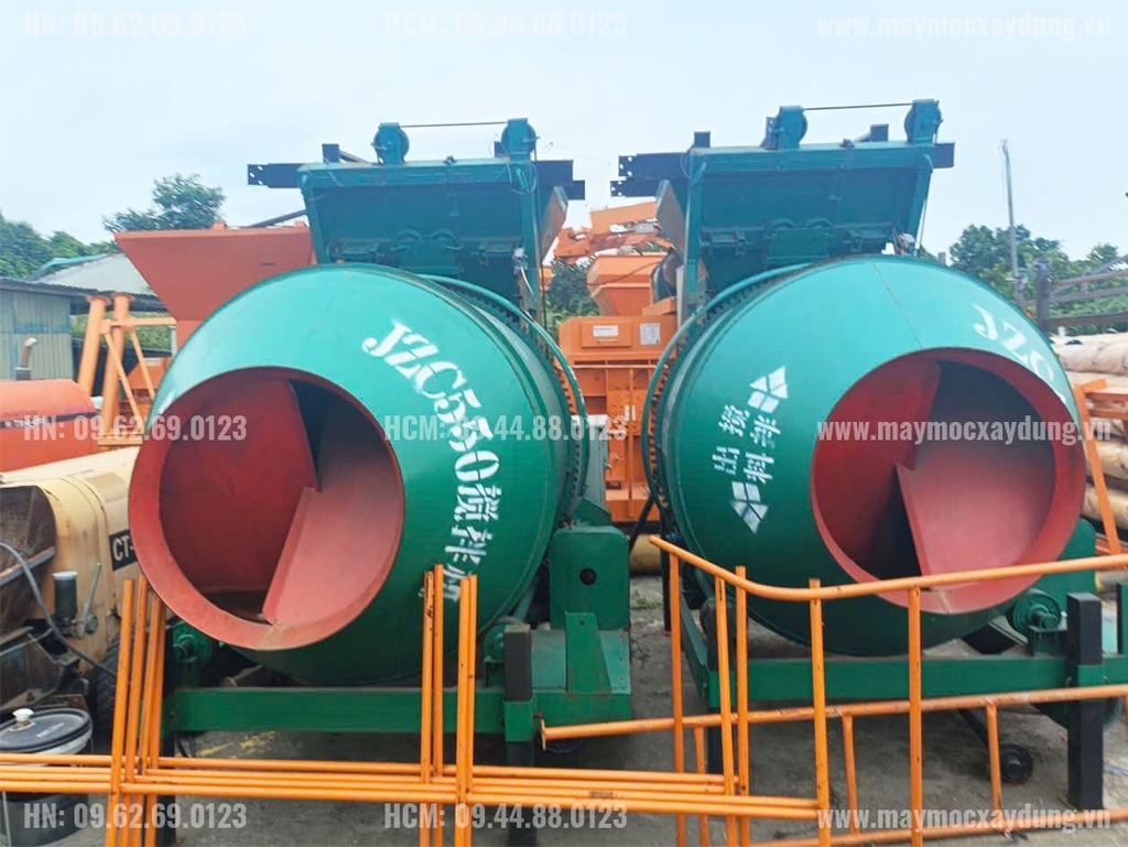 Máy trộn bê tông JZC550 gầu trượt