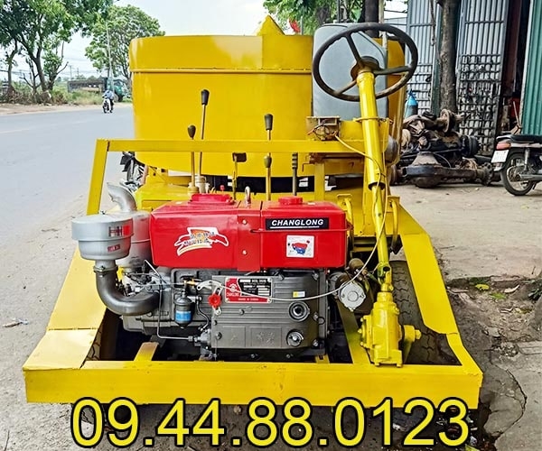 Máy trộn bê tông tự hành 1.5 m3