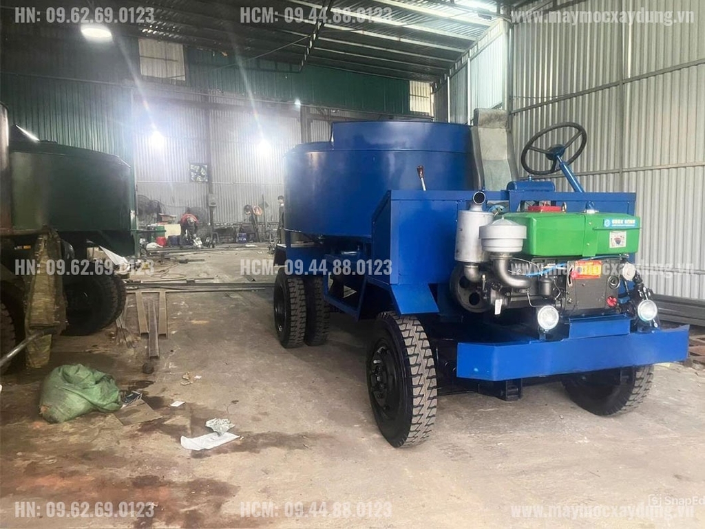 Máy trộn bê tông tự hành 9 bao