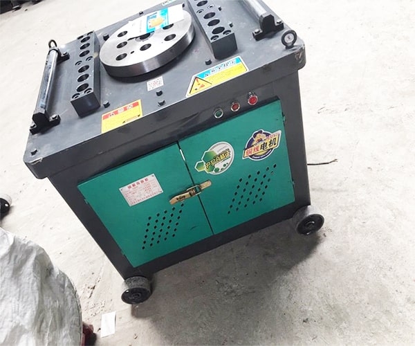 Máy uốn sắt Đông Phong GW45