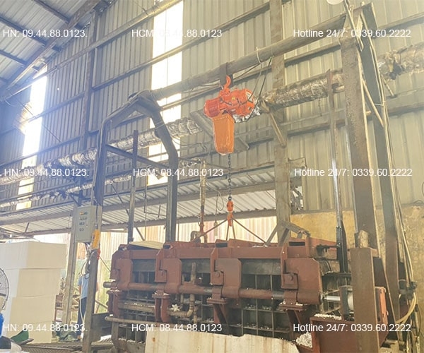 Pa lăng xích điện cố định Kento 3 tấn 6m HHBB03-02 380V