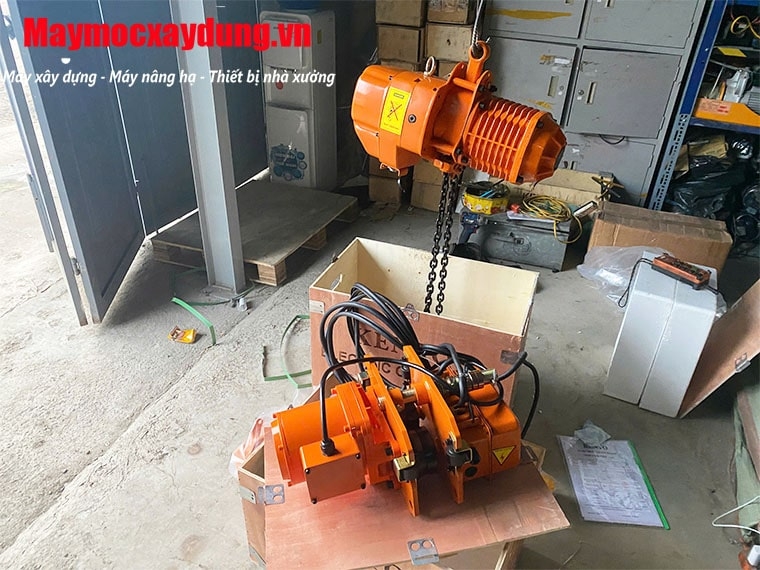 Pa lăng xích điện di chuyển 1 tấn 6m HHBB01-01 380V