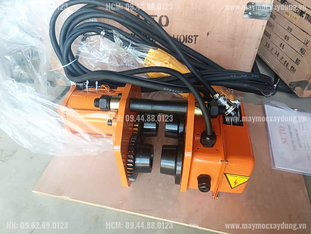 Pa lăng xích điện di chuyển 500kg 6m 7.2 mét/phút 380V HHBB0.5-01