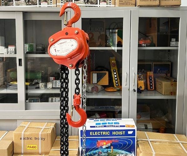 Pa lăng xích kéo tay Kawasaki 1 tấn 5m
