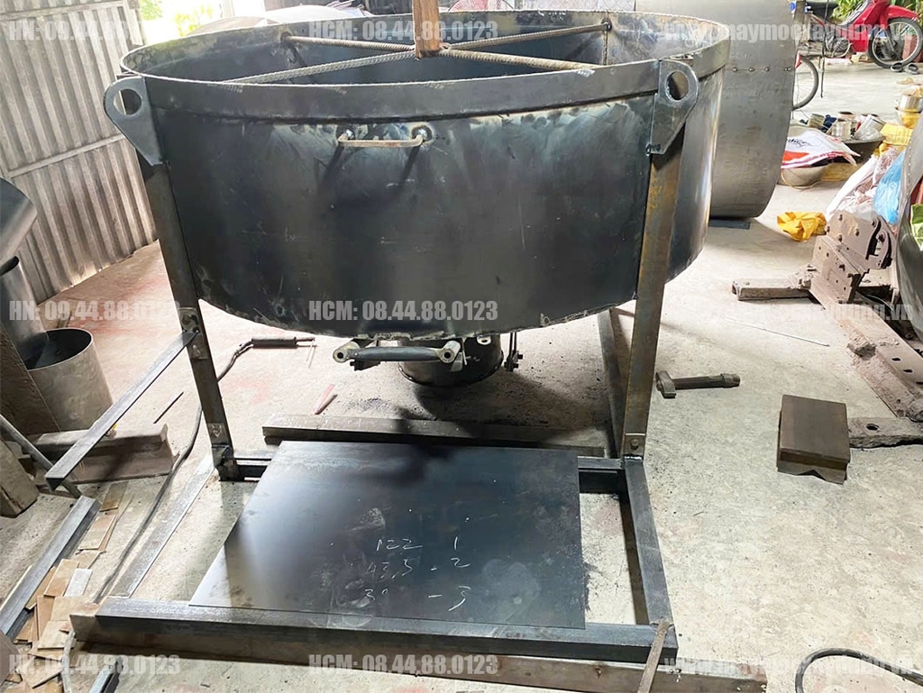 Phễu đổ bê tông 1 khối chân thấp