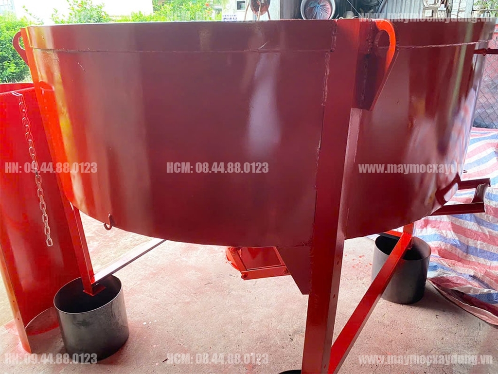 Phễu đổ bê tông 1 khối chân thấp