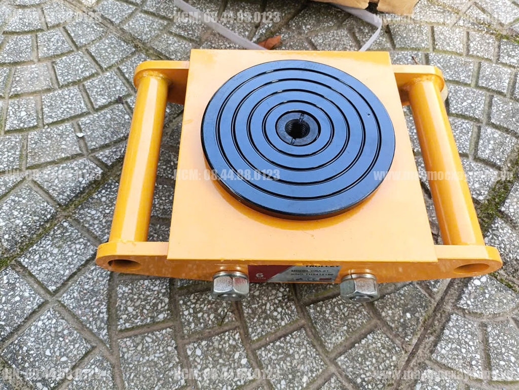 Rùa chuyển hàng 6 tấn CRA-6 bánh thép hướng thẳng