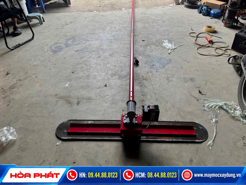 Thước gạt bê tông chạy pin cầm tay Hòa Phát (Thước cán phẳng sàn)
