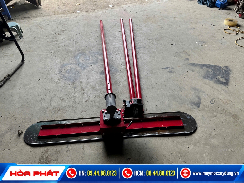Thước gạt bê tông chạy pin cầm tay Hòa Phát (Thước cán phẳng sàn)