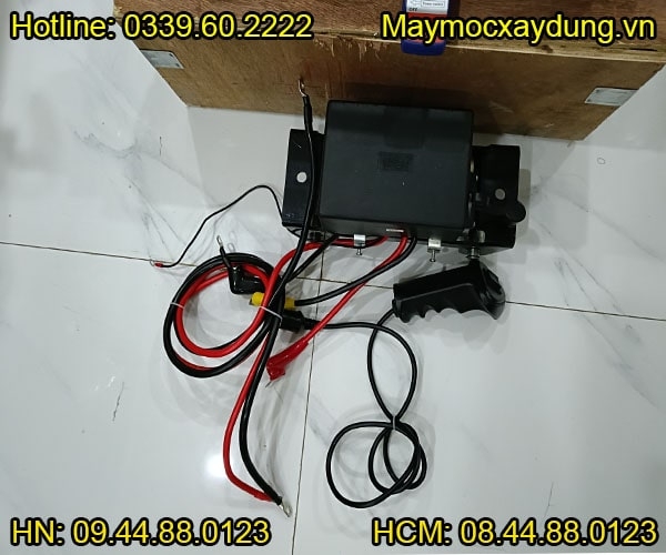 Tời điện kéo xe Kento 12000LBS 12V