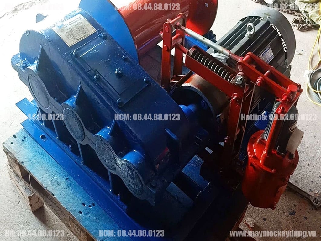 Tời kéo mặt đất 5 tấn JM5 12 mét/phút 380V