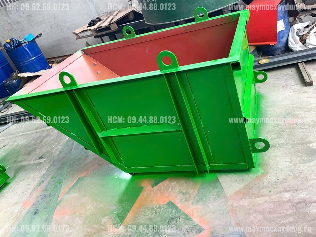 Xuồng chở vật liệu 0.9m3 Hòa Phát