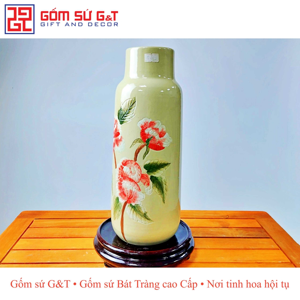 Lọ hoa dáng phích cao cổ khắc hoa hồng