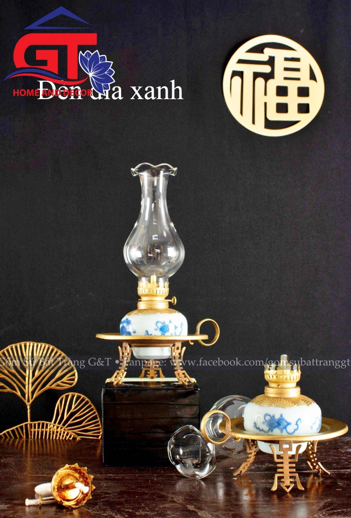 Đèn đĩa men lam cổ