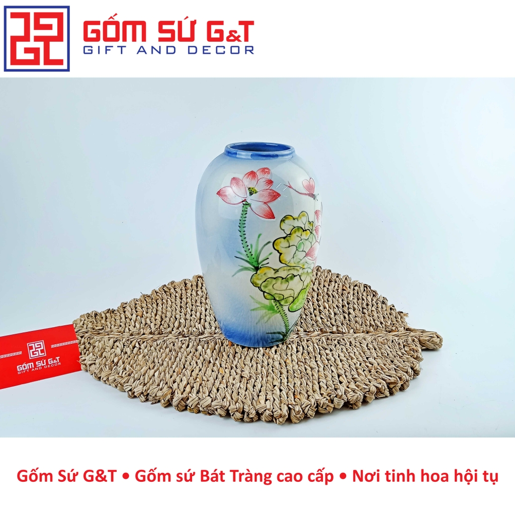 Lọ hoa dáng bom vẽ sen chuồn