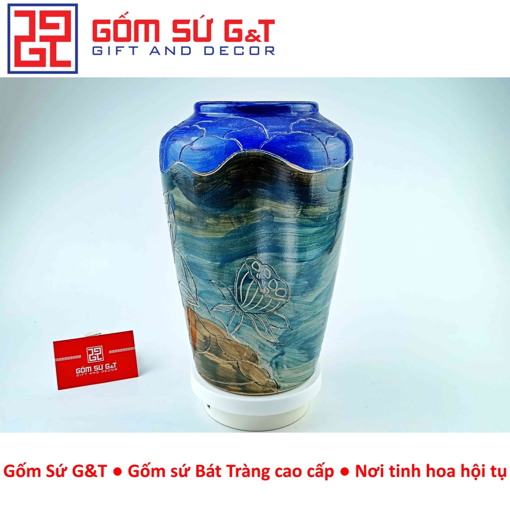 Lọ hoa dáng vại khắc sen