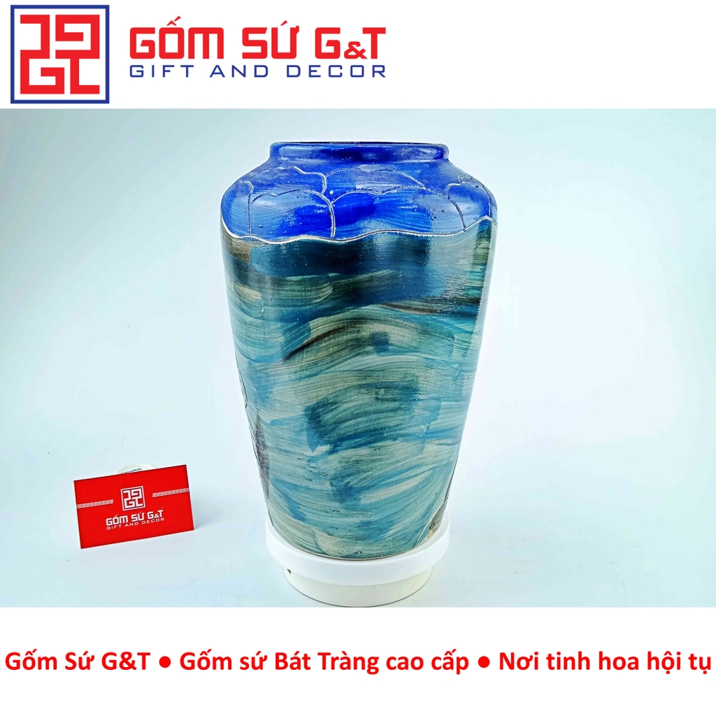 Lọ hoa dáng vại khắc sen