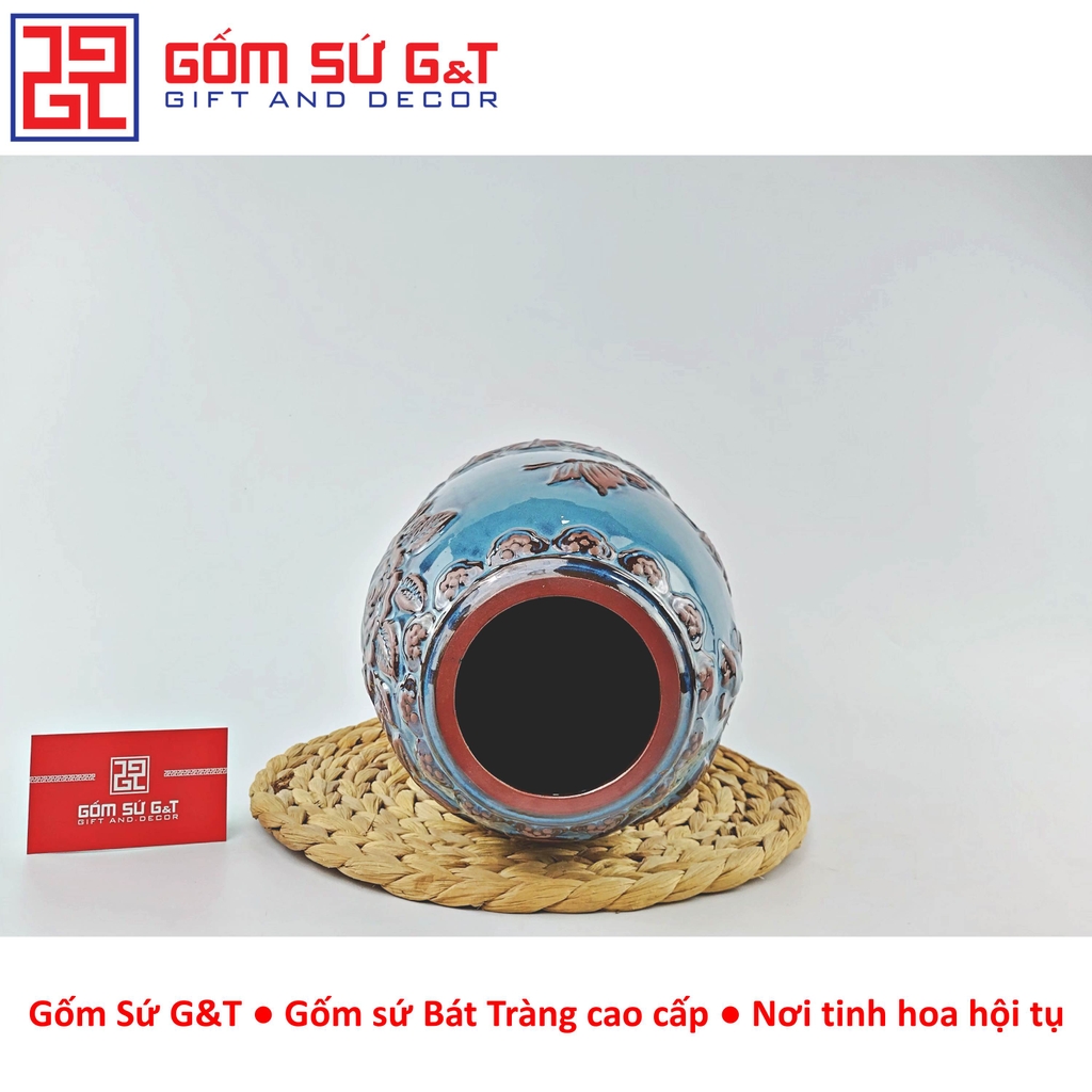 Lọ hoa hỏa biến dáng chuông khắc hoa hồng