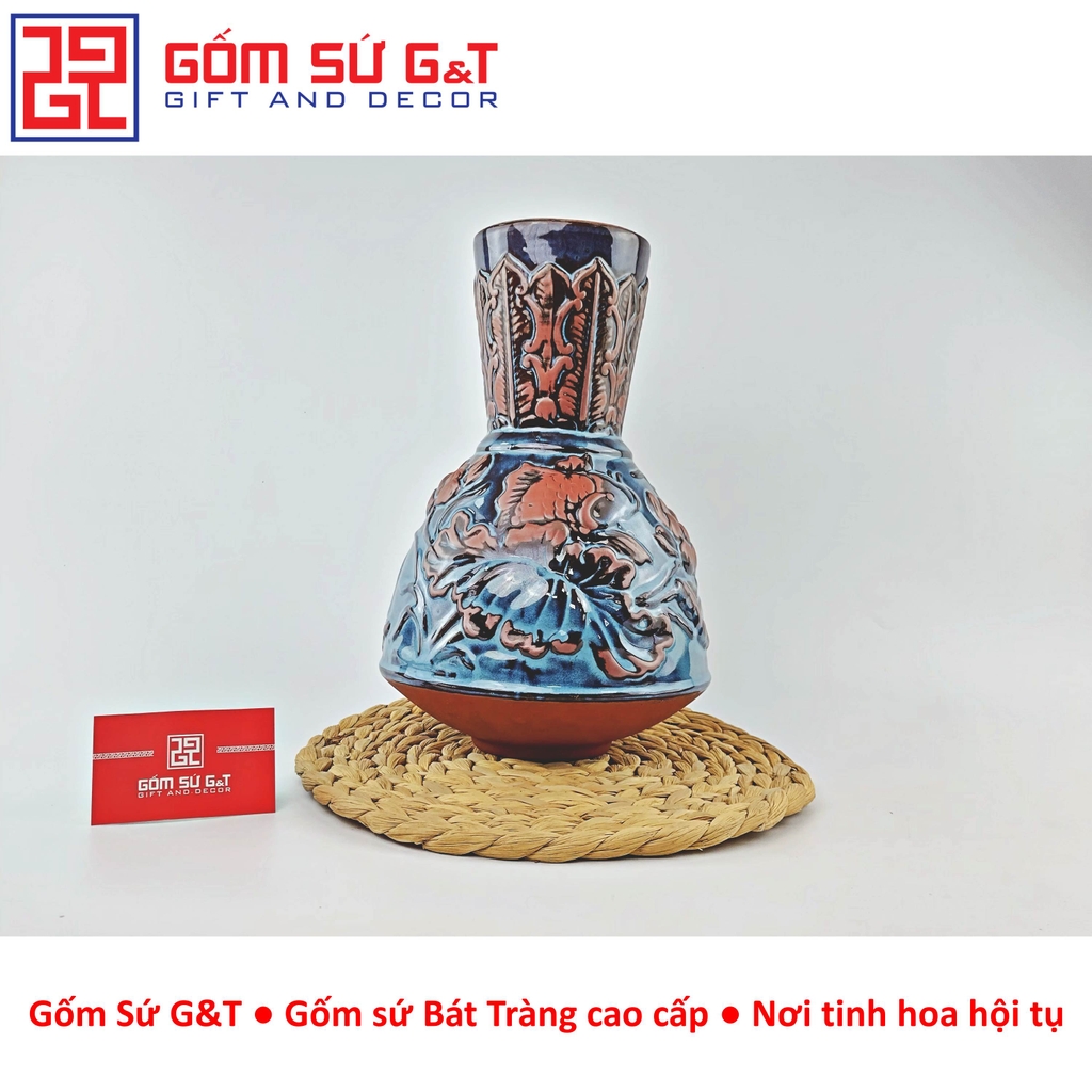 Lọ hoa hỏa biến dáng vát khắc sen cá