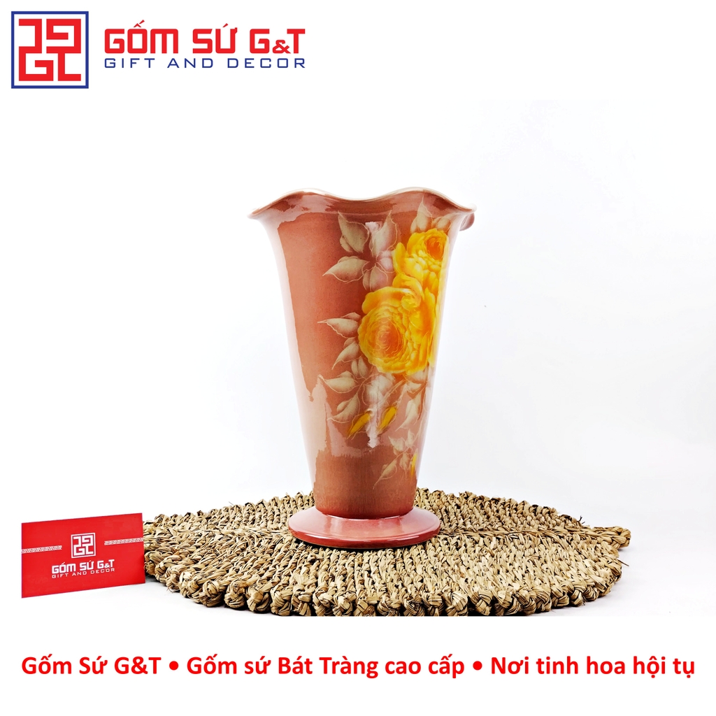 Lọ hoa vuốt tay dáng ly miệng lượn vẽ hoa hồng vàng