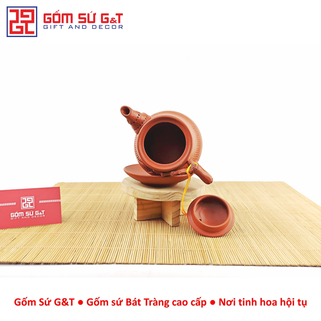 Bộ trà đỏ đắp trúc