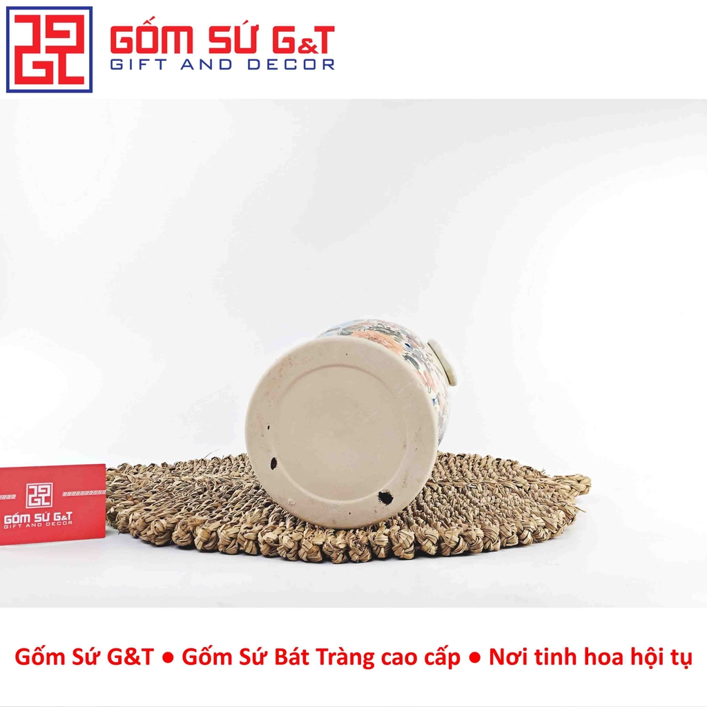 Lọ hoa vuốt tay dáng chân loe vẽ hoa cúc