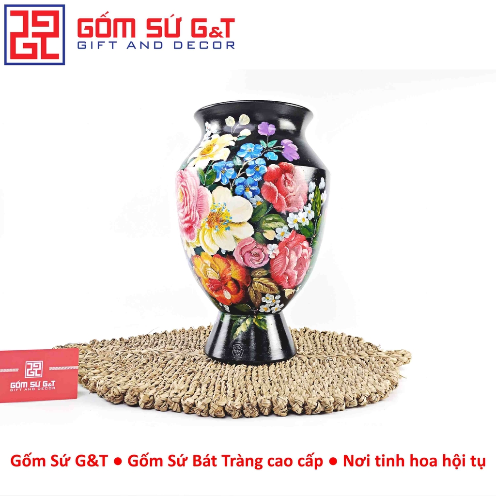 Lọ hoa vuốt tay dáng cúp vẽ hoa hồng