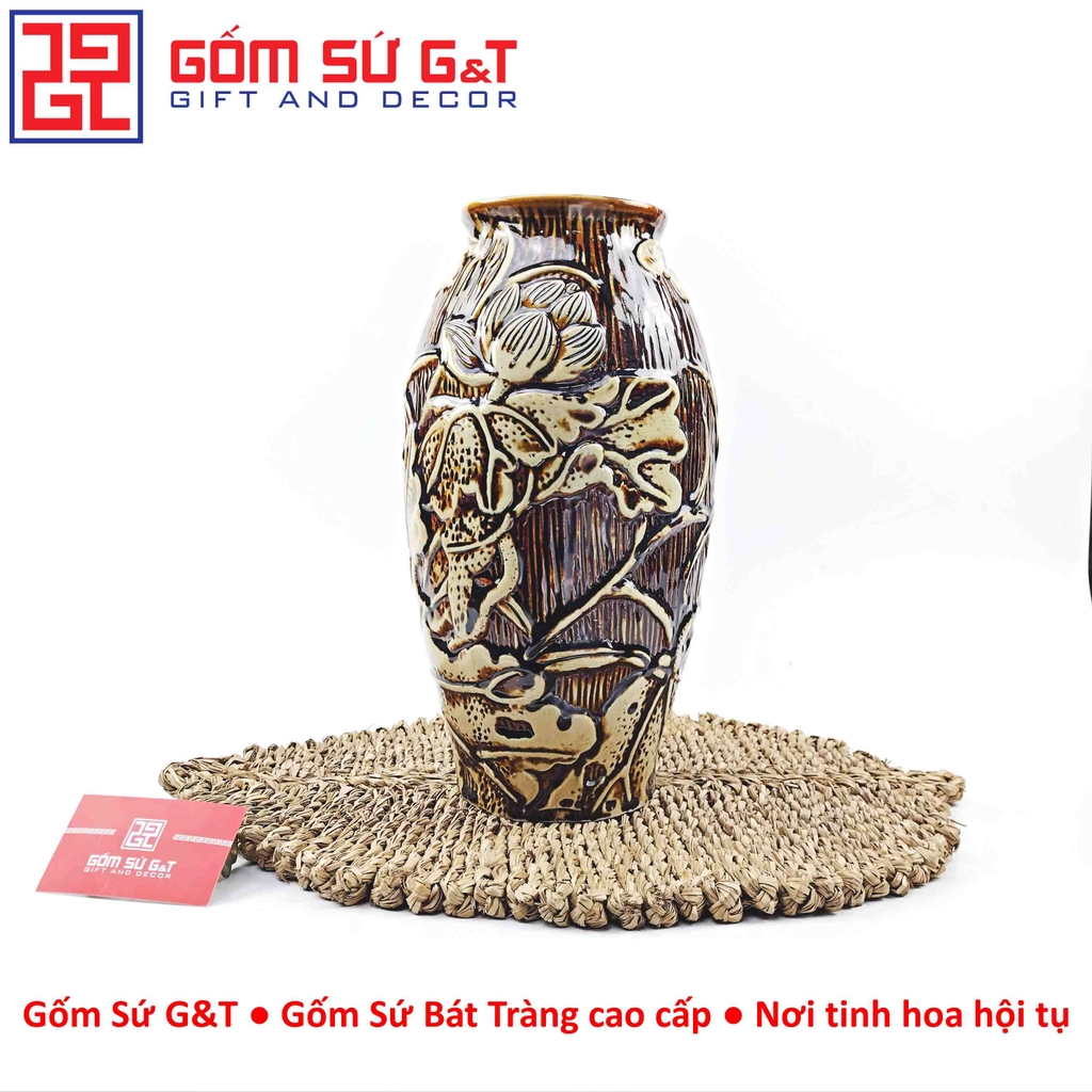 Lọ hoa dáng phích nâu khắc sen H32