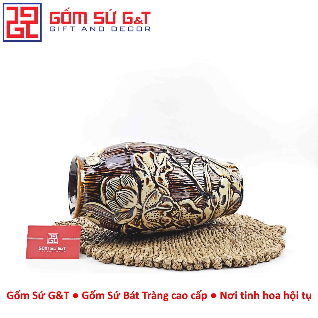 Lọ hoa dáng phích nâu khắc sen H32