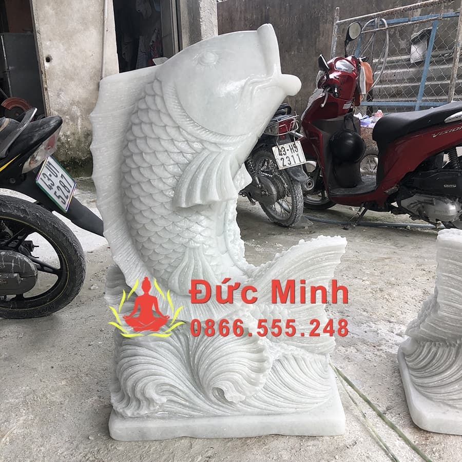 Tượng Cá Chép Đá Phun Nước Trang Trí Sân Vườn