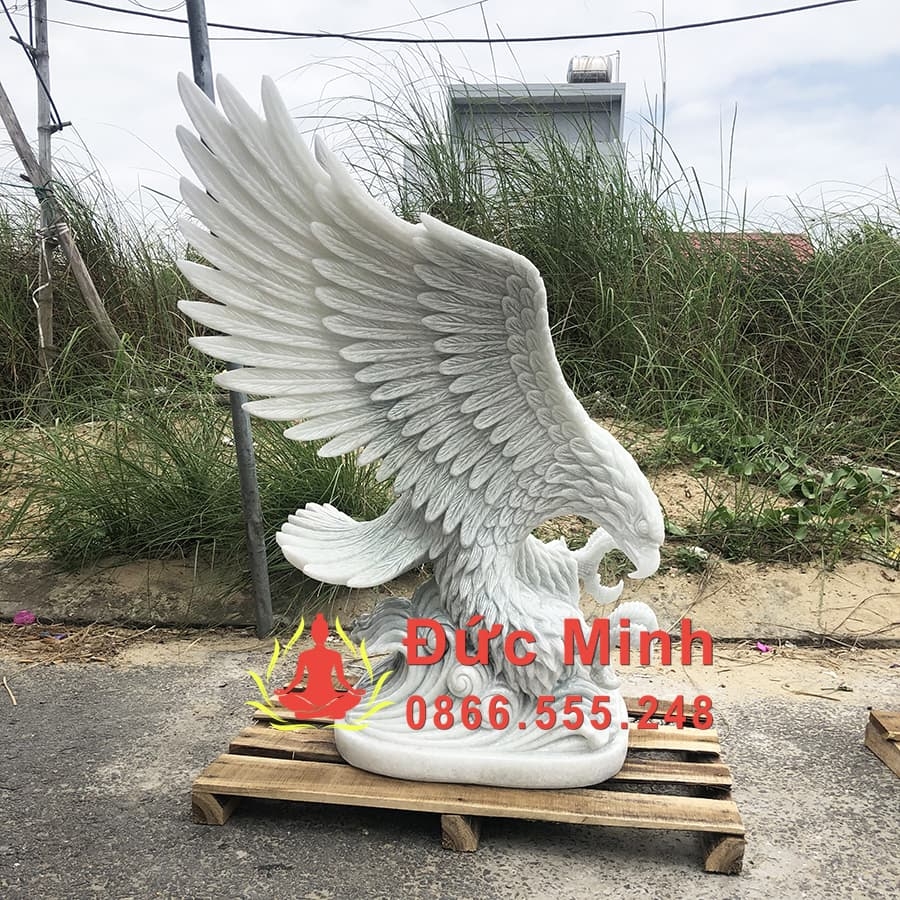 Tượng Đại Bàng Săn Mồi Bằng Đá Cẩm Thạch Đẹp