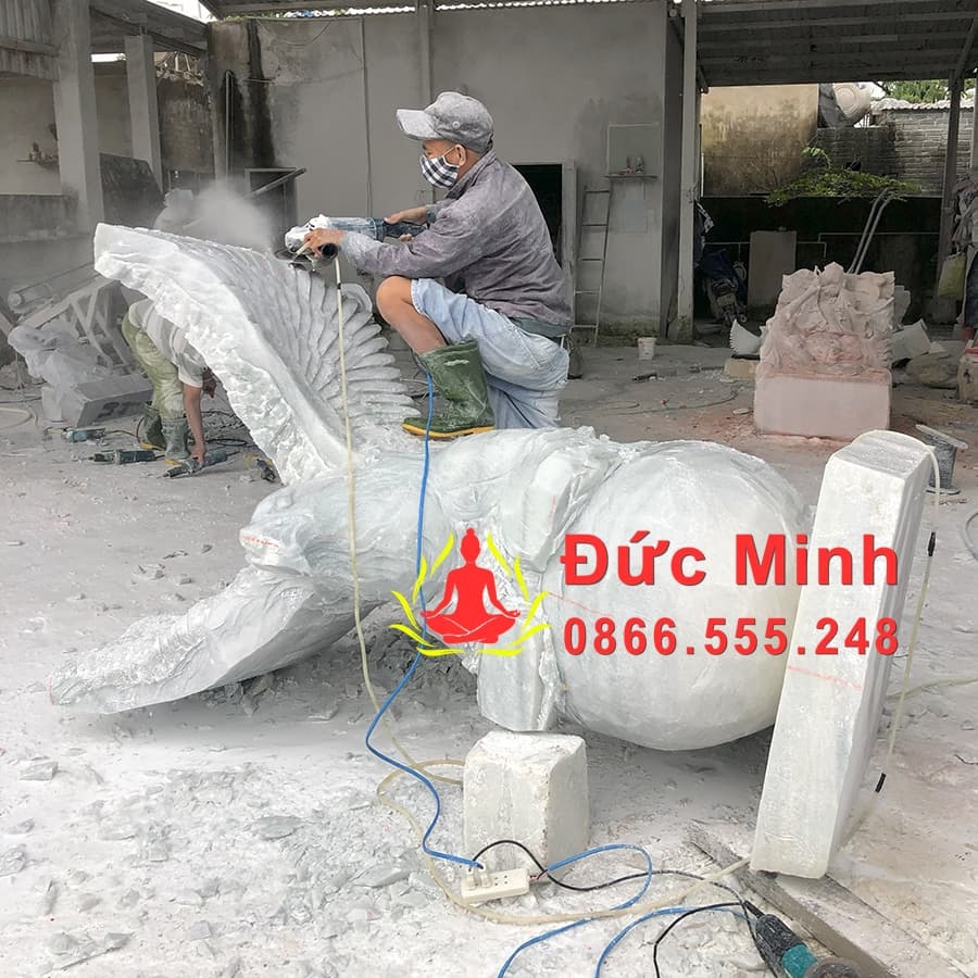 Tượng Đại Bàng Đá Phong Thủy Tung Cánh Đá Cẩm Thạch