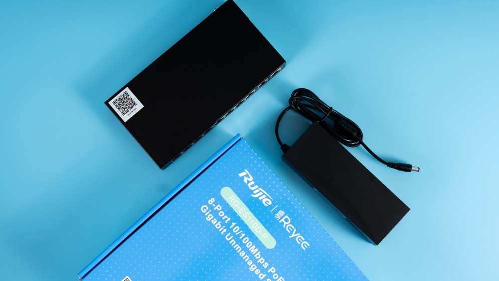 Switch Ruijie Reyee RG-ES110D-P 8-Port 100Mbps + 2 Uplink Port 1000Mbps