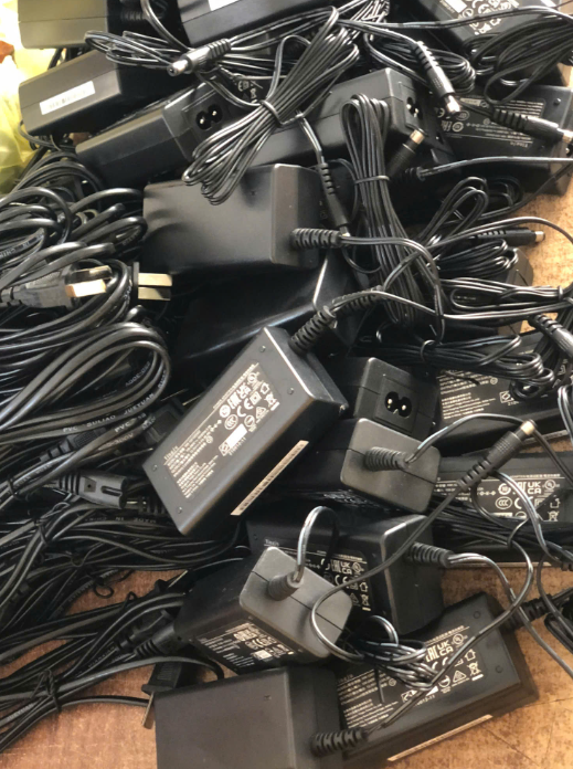 Nguồn 12V/3A Yingju (Đã bao gồm dây số 8)