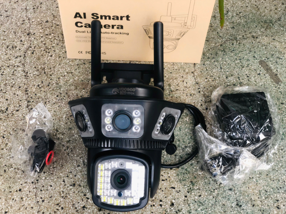Camera Wifi 3 mắt 3 khung hình 12MP YOOSEE F54D