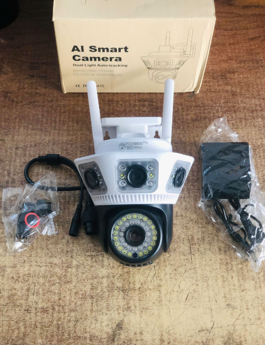 Camera Wifi 3 mắt 3 khung hình 12MP YOOSEE Q54D - phiên bản mới của mã có loa