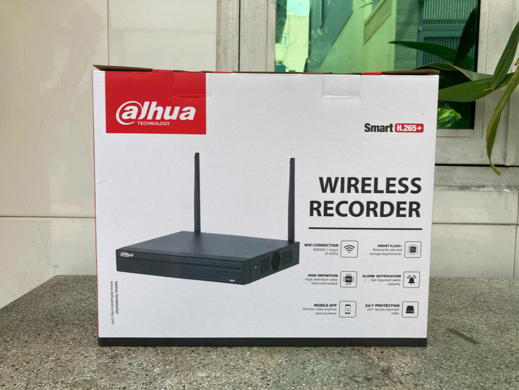 Đầu ghi hình IP Wifi 8 kênh DAHUA DHI-NVR1108HS-W-S2-FCC
