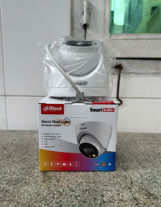 Camera IP DAHUA DH-IPC-HDW1239V-A-IL 2MP có mic