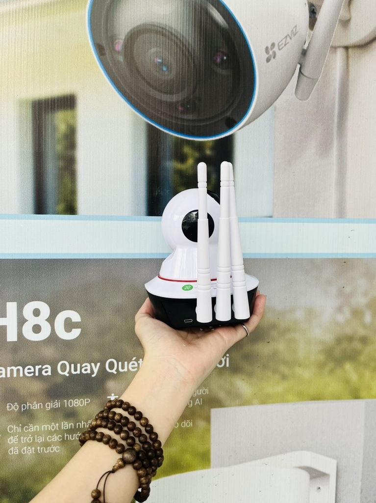 Camera Wi-Fi Yoosee 3 Râu 5.0Mpx (Có màu ban đêm + Đàm Thoại 2 chiều | Bảo hành 1 năm)
