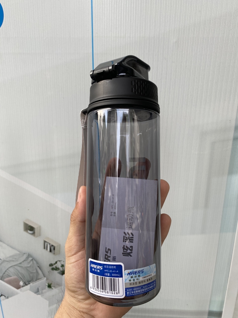 Bình nước nhựa