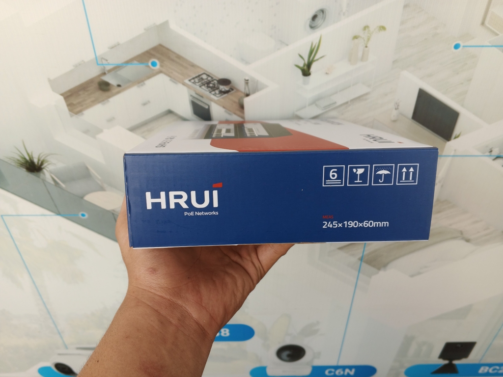 Switch PoE 8 Port HRUI HR901-AF-82N tốc độ 10/100M
