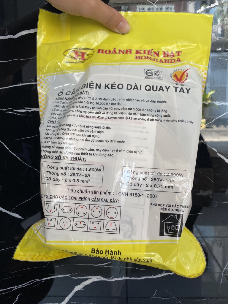 Ổ ĐIỆN HJD 082-10A - QUAY ( Ổ TRÒN ) 10M - 0.75mm2 ( 24c/1thùng )