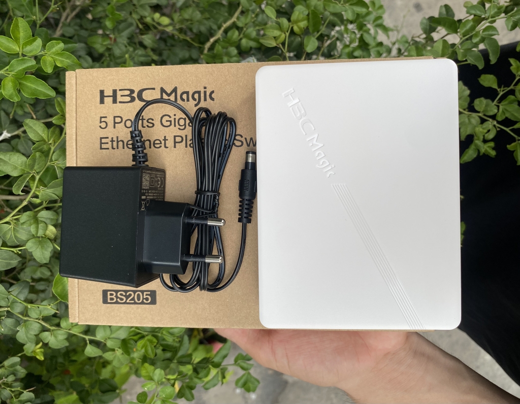 Switch 5 cổng / Thiết bị chuyển mạch H3C Magic BS205-EU (9801A5B3) - Bảo hành 3 năm --- 6 Tặng 1 Quà!