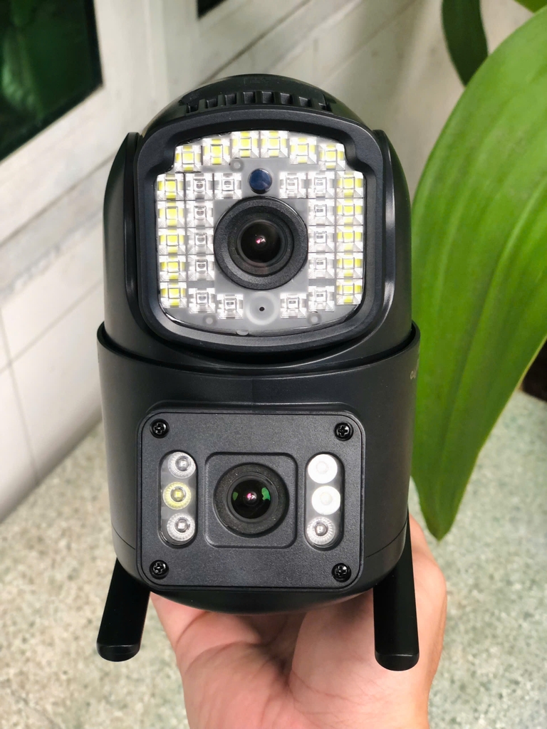 Camera Wifi 12MP Yoosee F36D-Black | 4K | Ngoài trời | 2 ống kính 2 khung hình