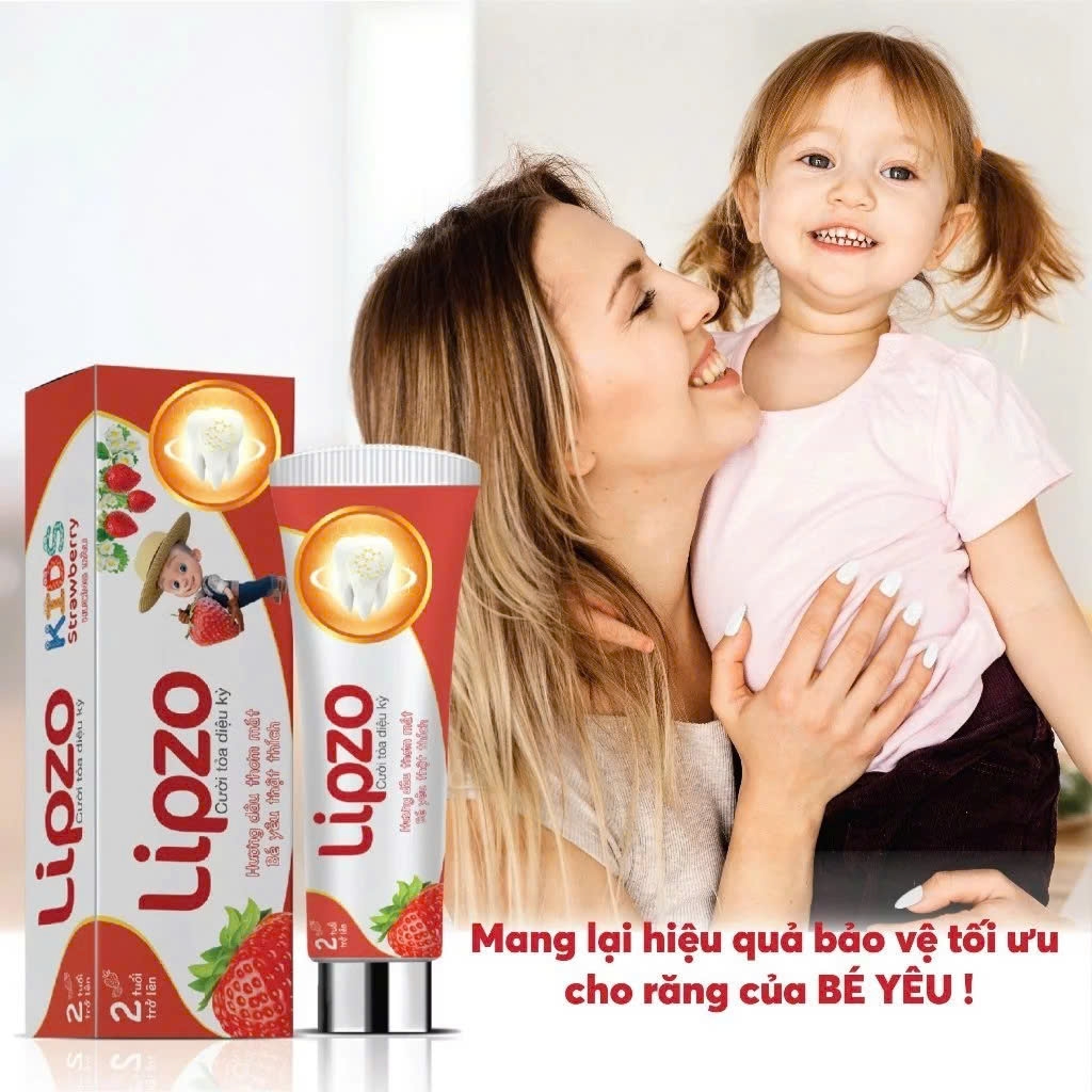 [Mua 3 Tặng 3] Kem Đánh Răng Trẻ Em Lipzo Vị Dâu 75g +Tặng 3 Bàn Chải Lipzo Crystal Kids Bảo Vệ Răng Sữa