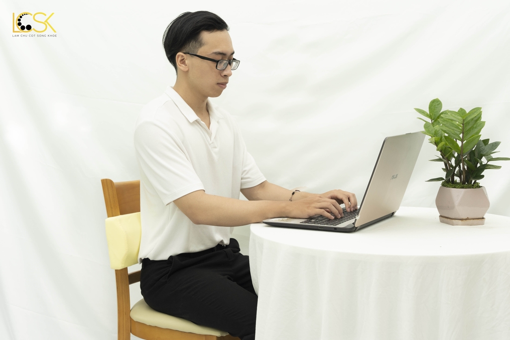 GỐI ĐIỀU TRỊ LƯNG CÓ LÕI F1 DOCTORLOAN