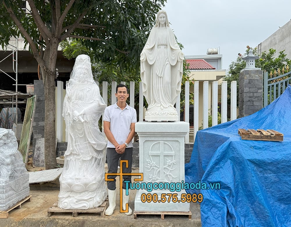 Tượng Mẹ Ban Ơn Đá Trắng Đẹp Trắng Đẹp Cao 1m5 Kèm Đế 1m