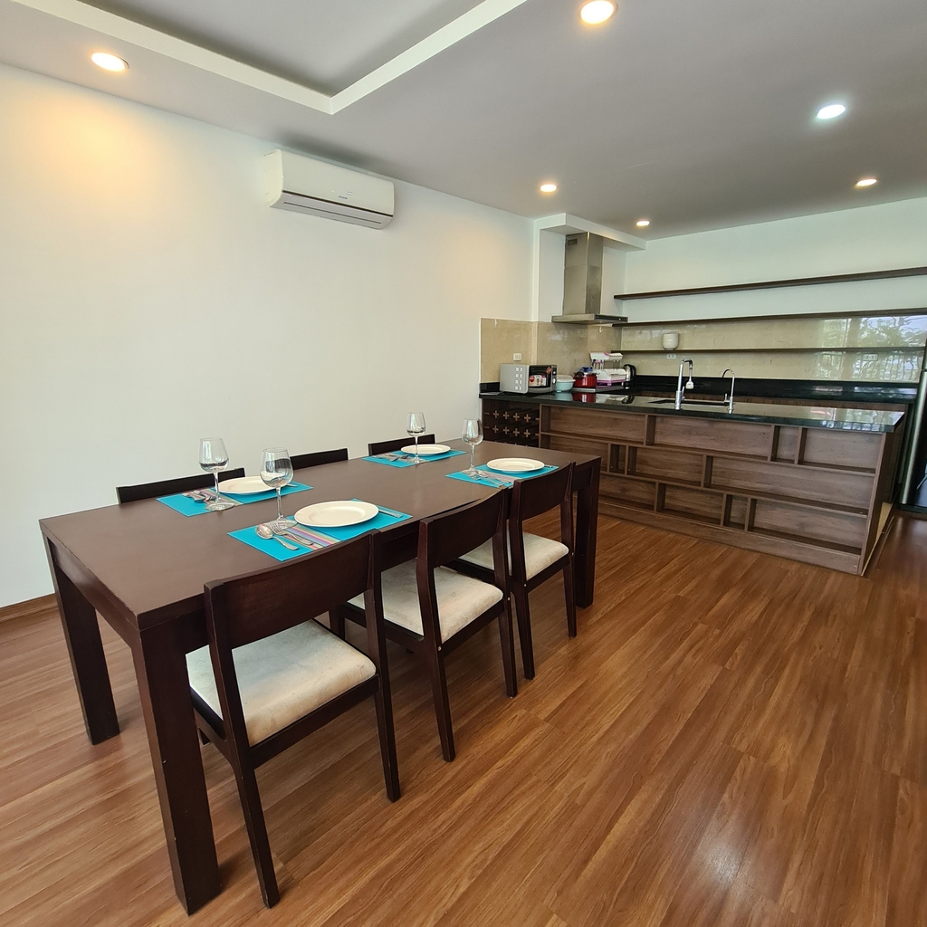 Westlake Home - 3 bed room