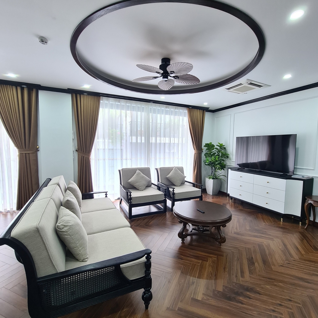 50 Dang Thai Mai Apartment - 3 bed room