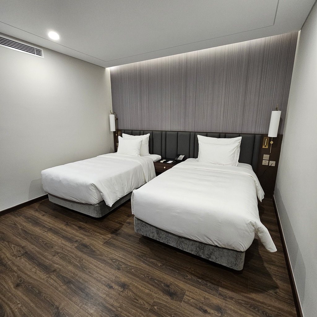 Grand K Hotel Suites - 2 bed room